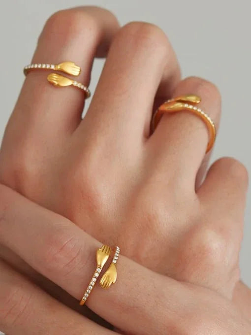 18K Gold Plated Hug Me Forever Ring - Wearluxe Jewelry
