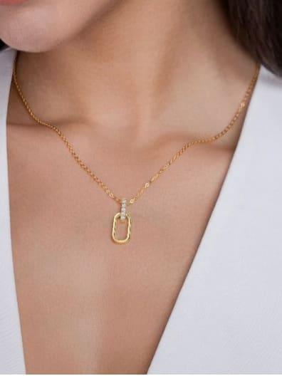 Golden Link Sparkle: 18K Gold Coated Pendant - Wearluxe Jewelry