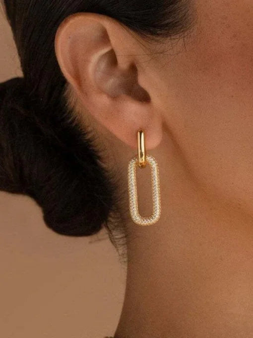Radiant Gold Accent Horseshoe Earring - Wearluxe Jewelry